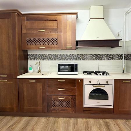 Best View Ap With Parking And 2 Bathrooms سِنايا المظهر الخارجي الصورة