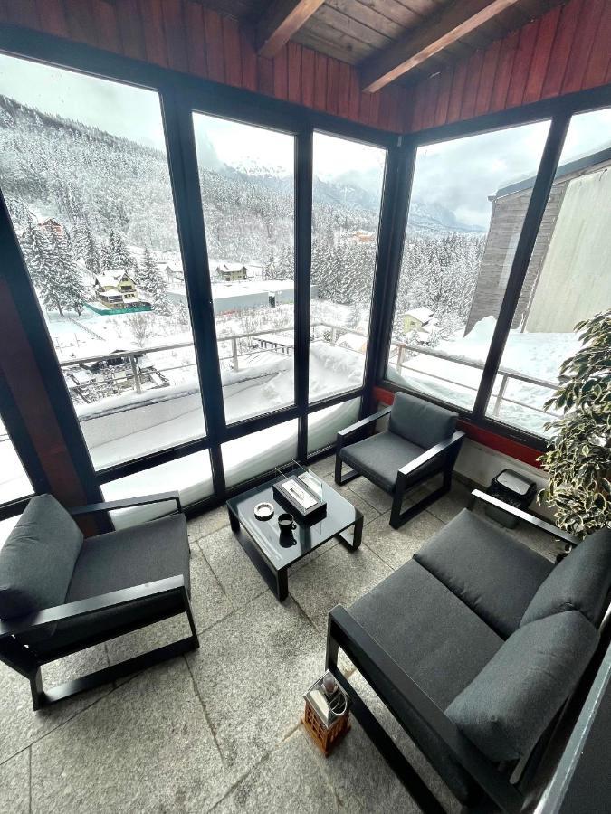 Best View Ap With Parking And 2 Bathrooms سِنايا المظهر الخارجي الصورة
