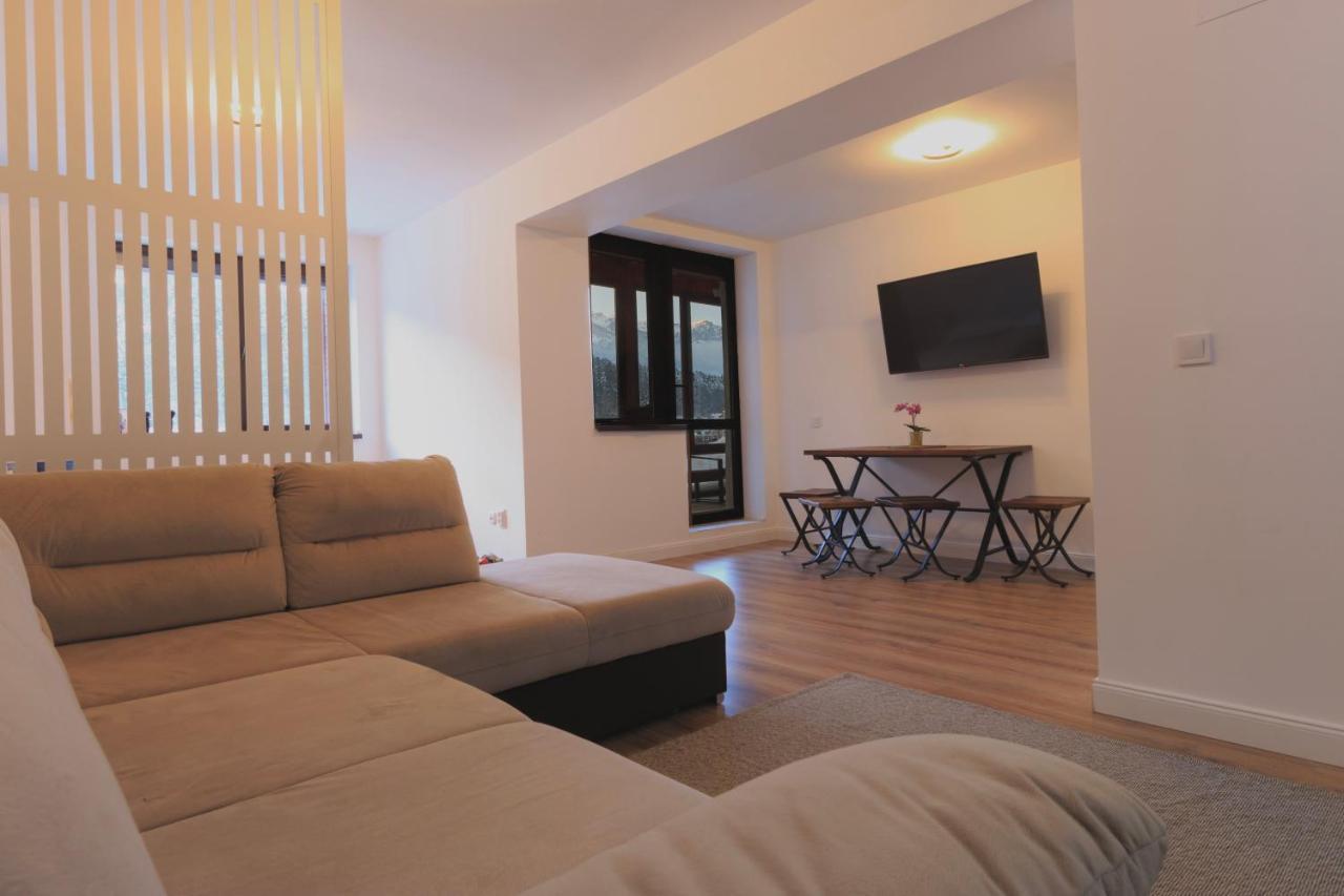 Best View Ap With Parking And 2 Bathrooms سِنايا المظهر الخارجي الصورة