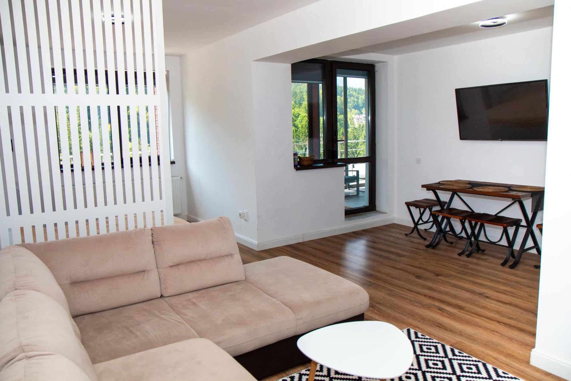 Best View Ap With Parking And 2 Bathrooms سِنايا المظهر الخارجي الصورة