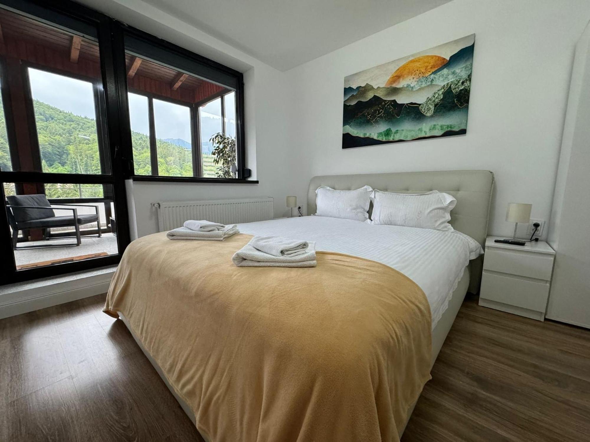 Best View Ap With Parking And 2 Bathrooms سِنايا المظهر الخارجي الصورة